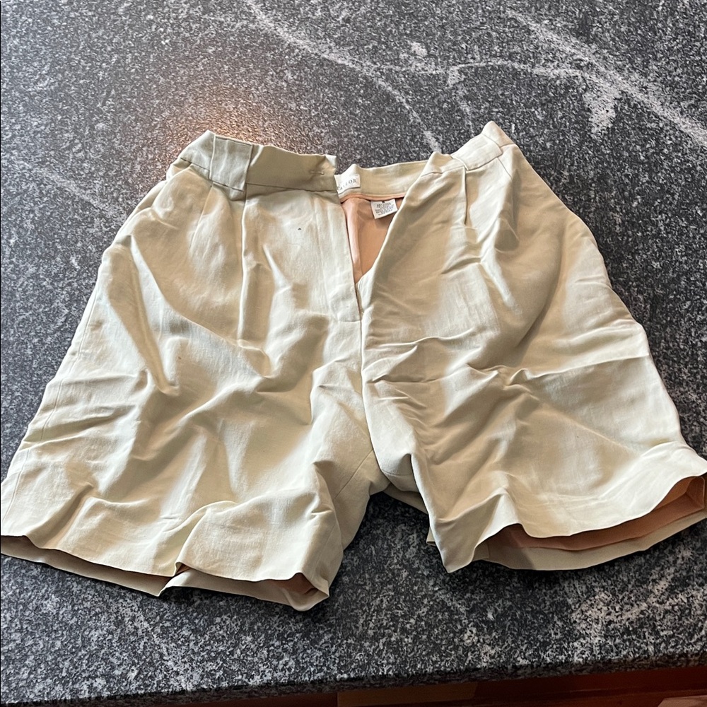 Ann Taylor linen blend Cream Flat Front Shorts